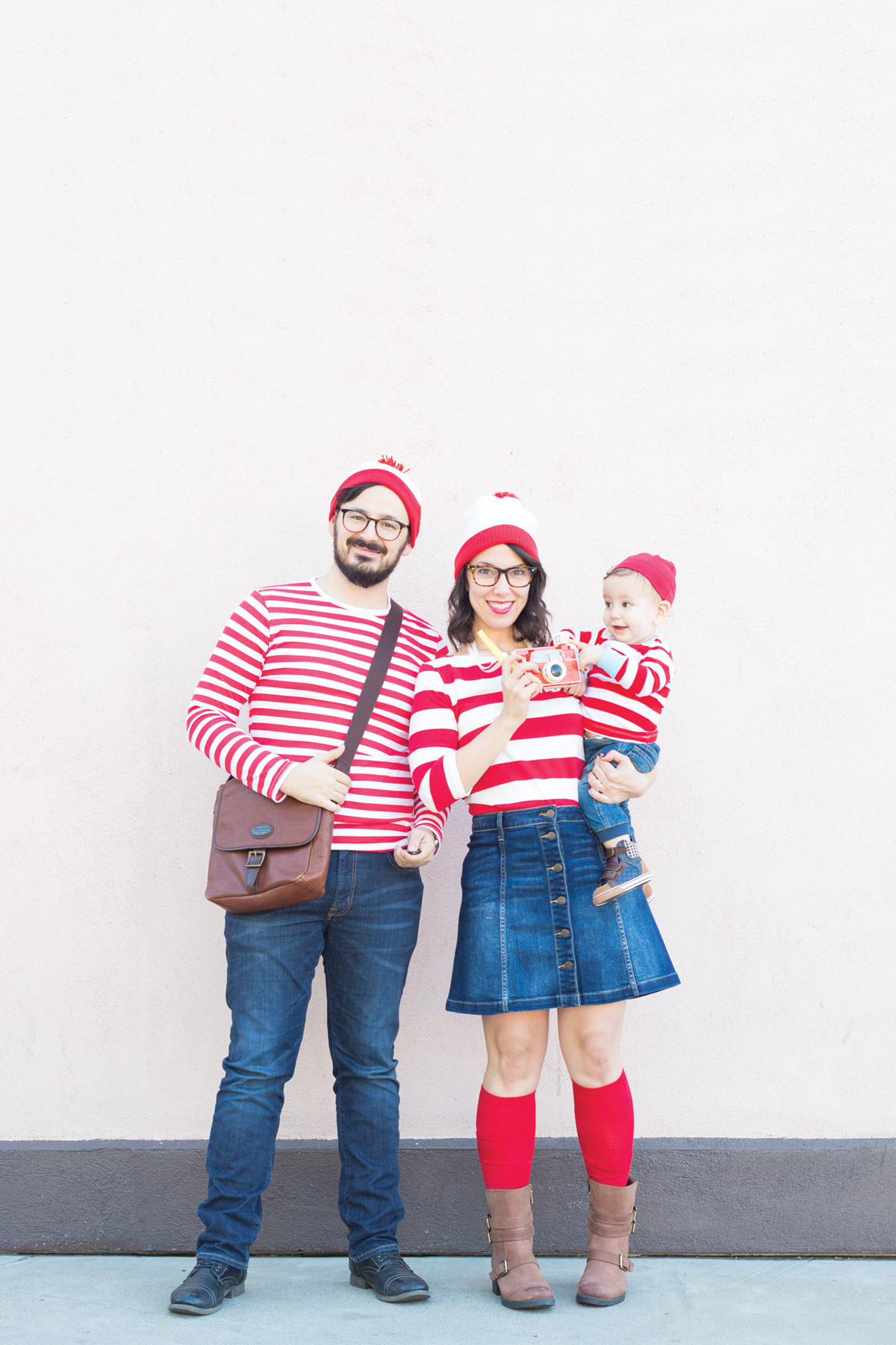 DIY Waldo Costume
 6 Adorable DIY Halloween Family Costumes Styleoholic