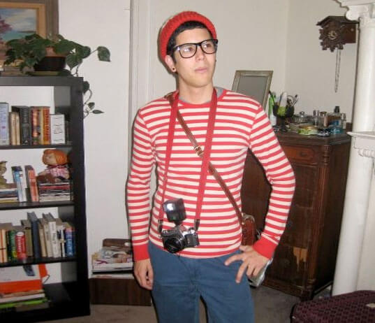 DIY Waldo Costume
 10 Halloween Costumes for the Lazy College Student