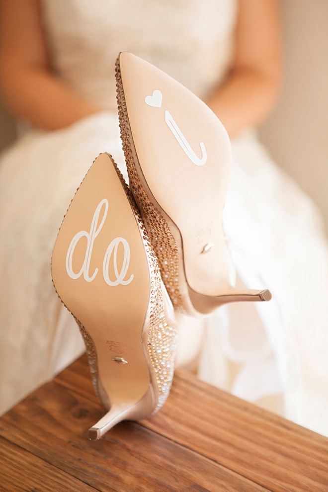 Diy Wedding Shoes
 Learn how to make your own custom wedding shoe stickers