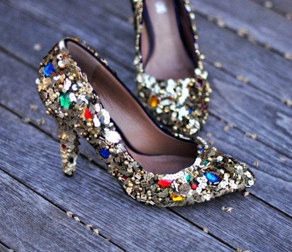 Diy Wedding Shoes
 20 DIY Wedding Shoes for Every Bridal Style thegoodstuff