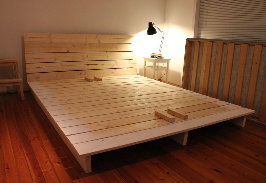DIY Wood Bed Platform
 15 DIY Platform Beds That Are Easy To Build