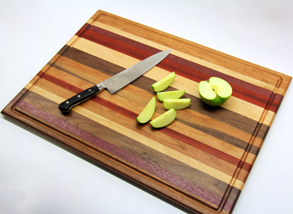 DIY Wood Cutting Board
 Scrap Wood Cutting Board