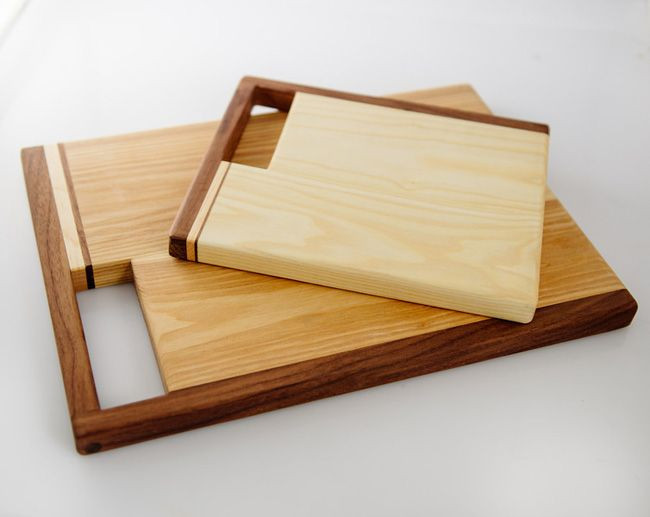 DIY Wood Cutting Board
 Cutting boards I love some of these creative designs and