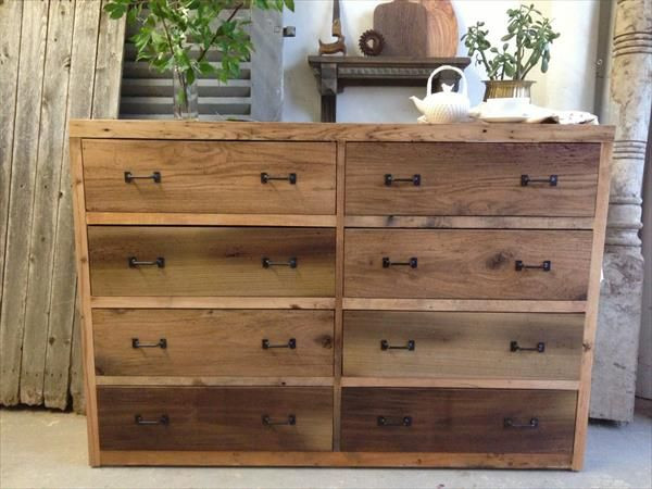 DIY Wood Drawers
 DIY wooden pallet dresser with 8 drawer