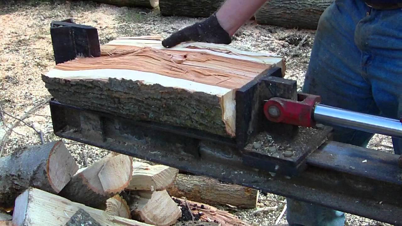 DIY Wood Splitter
 Tractor powered hydraulic log splitter