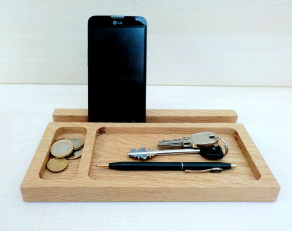 DIY Wood Valet Tray
 Wooden catchall and docking station desk organize