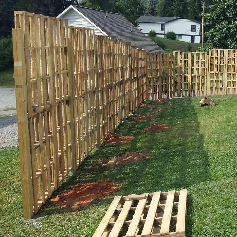 DIY Wooden Fencing
 Found this pallet fence when I was researching privacy