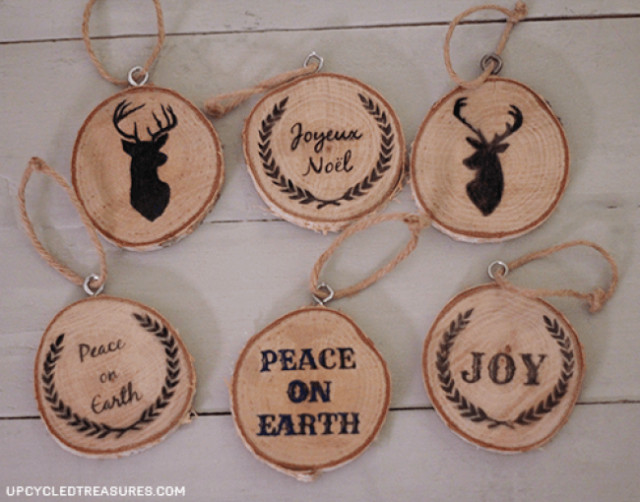 DIY Wooden Ornaments
 40 DIY Homemade Christmas Ornaments To Decorate the Tree