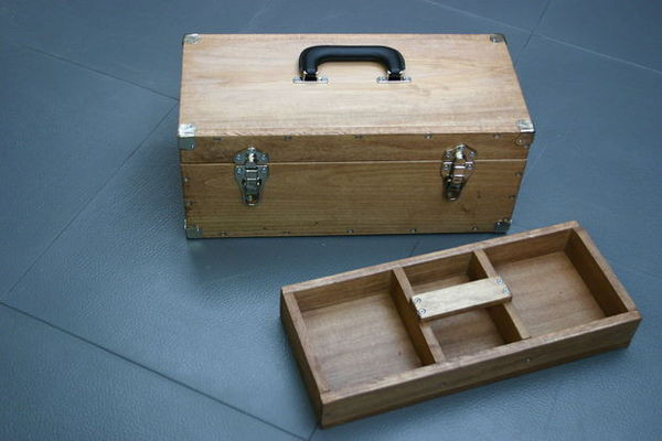 DIY Wooden Toolbox
 Weekend Project Make a Sturdy Wooden Toolbox from Scratch