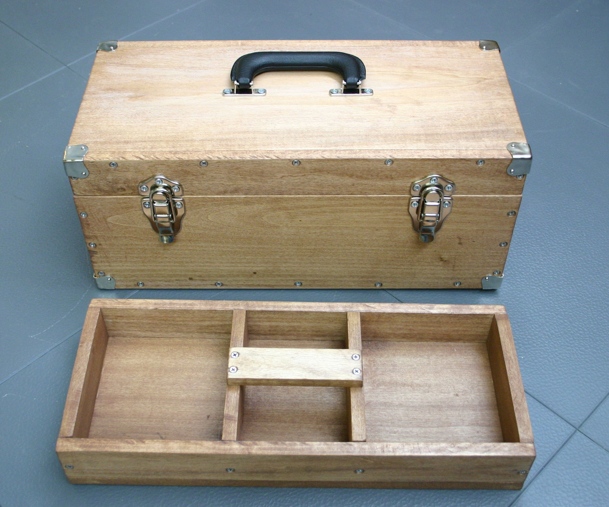 DIY Wooden Toolbox
 Functional and Sturdy Wooden Toolbox 2