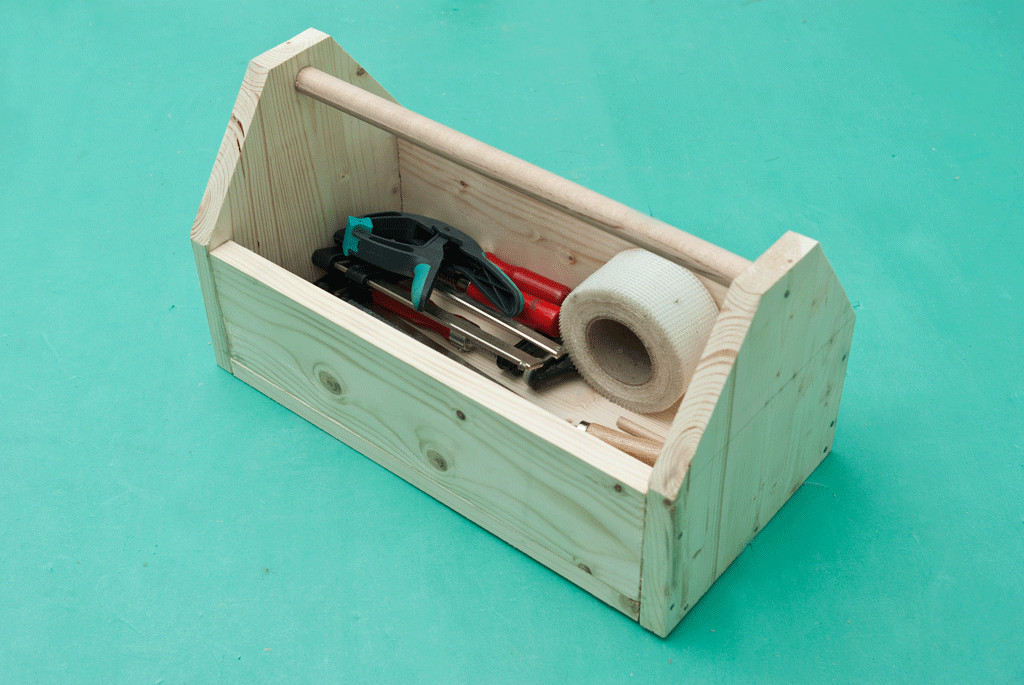 DIY Wooden Toolbox
 How to make a wooden tool box