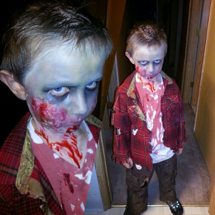 DIY Zombie Costume For Kids
 Best 25 Kids zombie costumes ideas on Pinterest