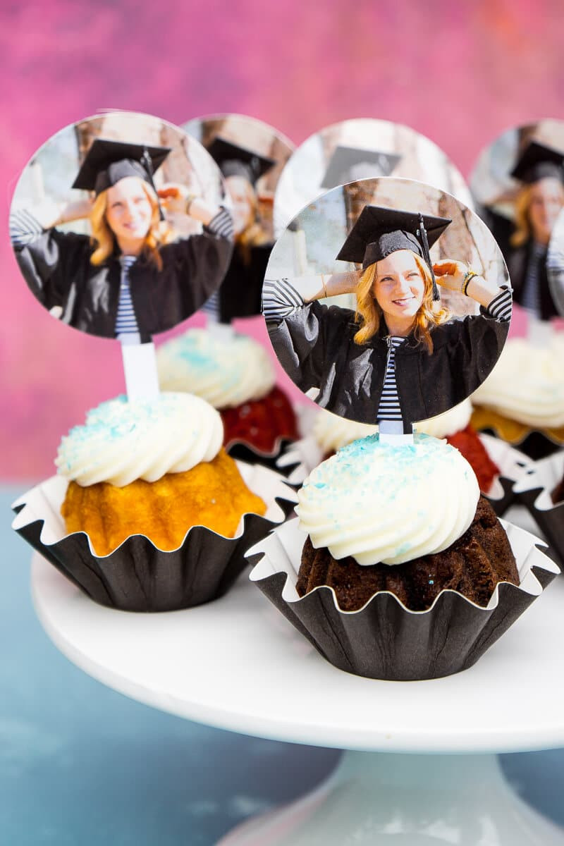 Doctoral Graduation Party Ideas
 7 Picture Perfect Graduation Decorations to Celebrate in Style