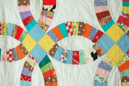 Double Wedding Ring Quilt For Sale
 COLORFUL Vintage Double Wedding Ring Antique Patchwork