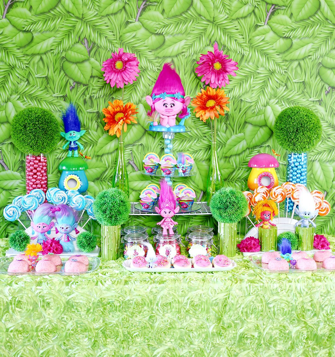 Dreamworks Trolls Party Ideas
 Check out this post full of fun DreamWorks Trolls Party