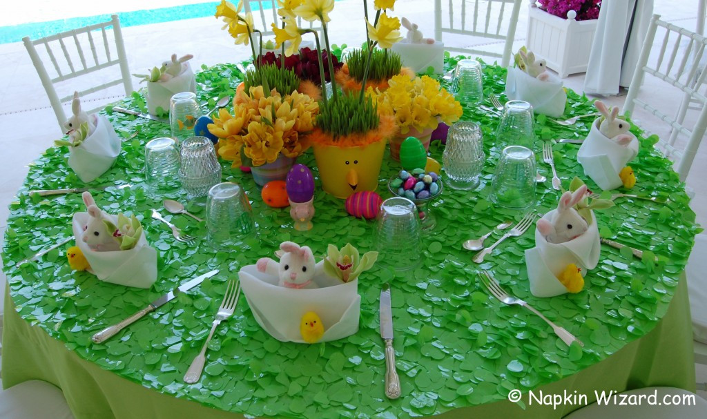Easter Party Centerpiece Ideas
 Celebrate a “Hoppy” Easter with Carrot Party Favors