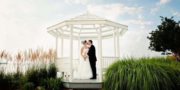 Eastern Shore Wedding Venues
 Harbourtowne Waterfront Golf Hotel and Conference Center