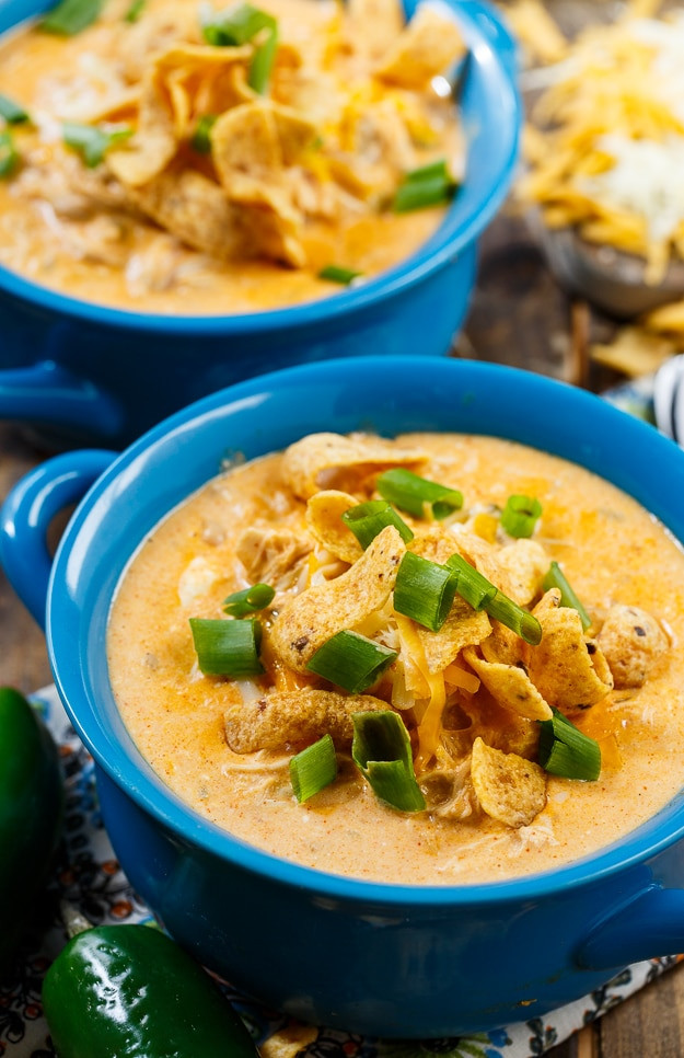 Easy Chicken Chili Slow Cooker
 Slow Cooker White Chicken Chili Spicy Southern Kitchen