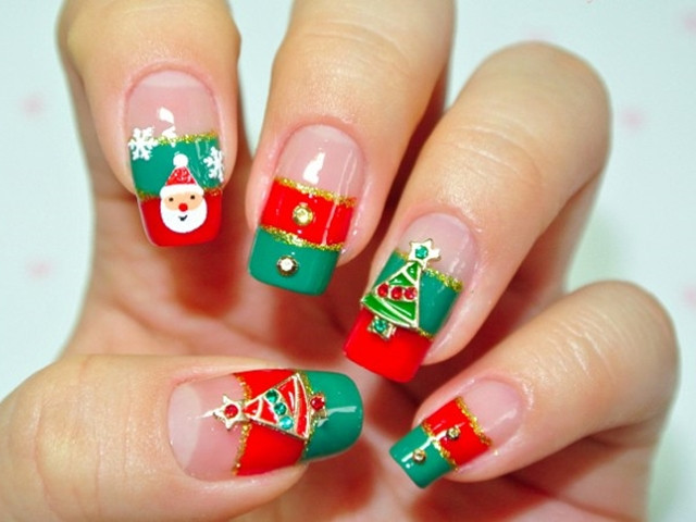 Easy Christmas Nail Ideas
 40 Easy Christmas Nail Art Designs and Ideas for 2016