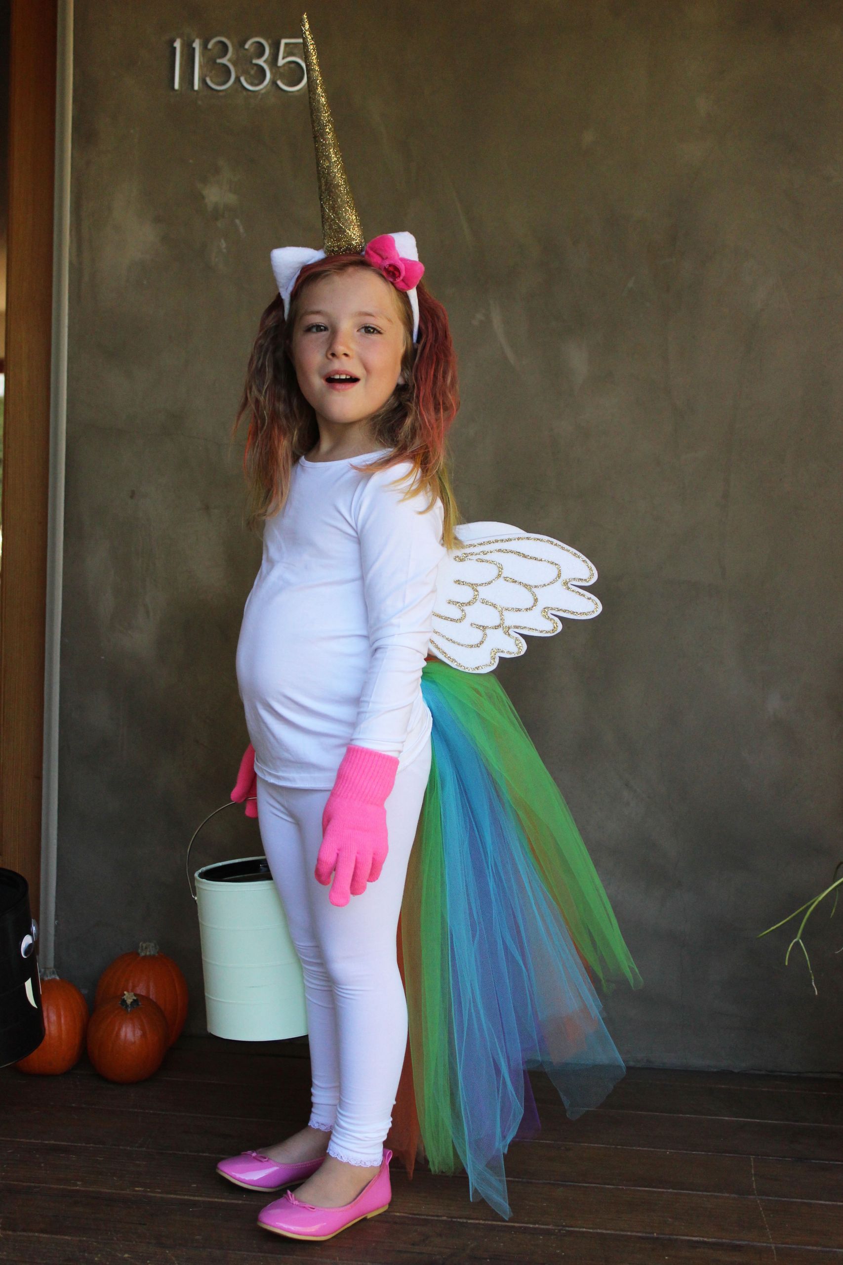 Easy DIY Halloween Costumes For Kids
 unicorn costume