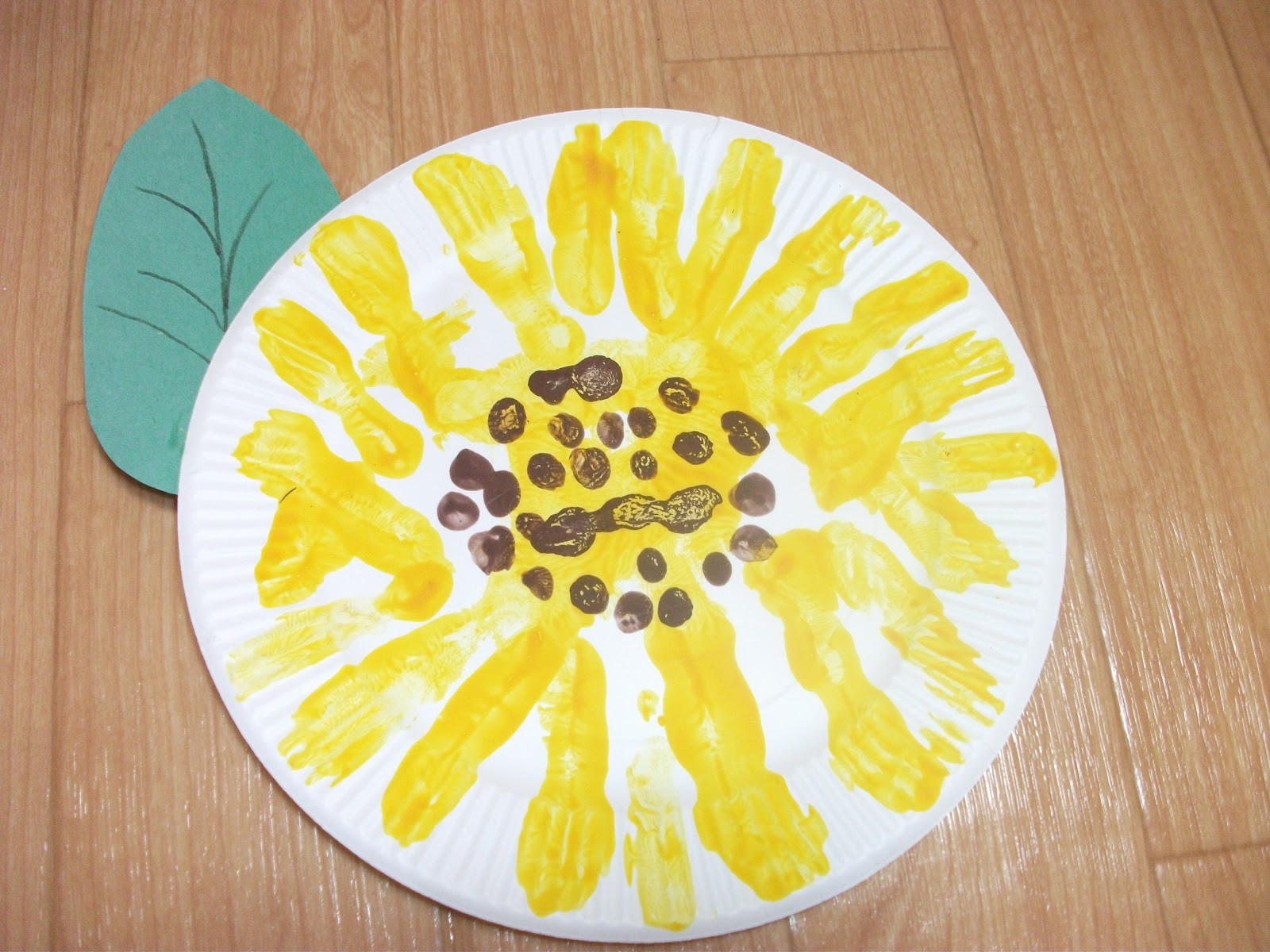 Easy Preschool Craft Ideas
 Preschool Crafts for Kids Easy Paper Plate Sunflower Craft