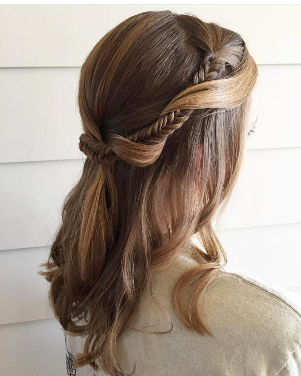 Easy Prom Hairstyles For Medium Hair
 21 Super Easy Updos Anyone Can Do Trending in 2019