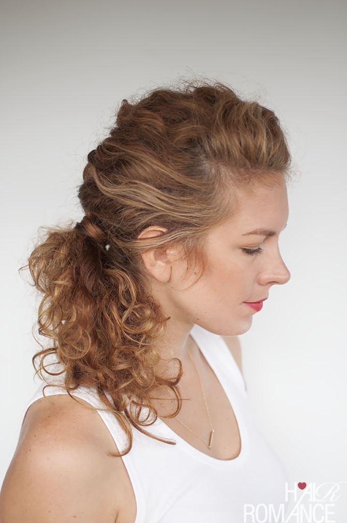 Easy Side Hairstyles
 Easy everyday curly hairstyle tutorials – the curly side braid