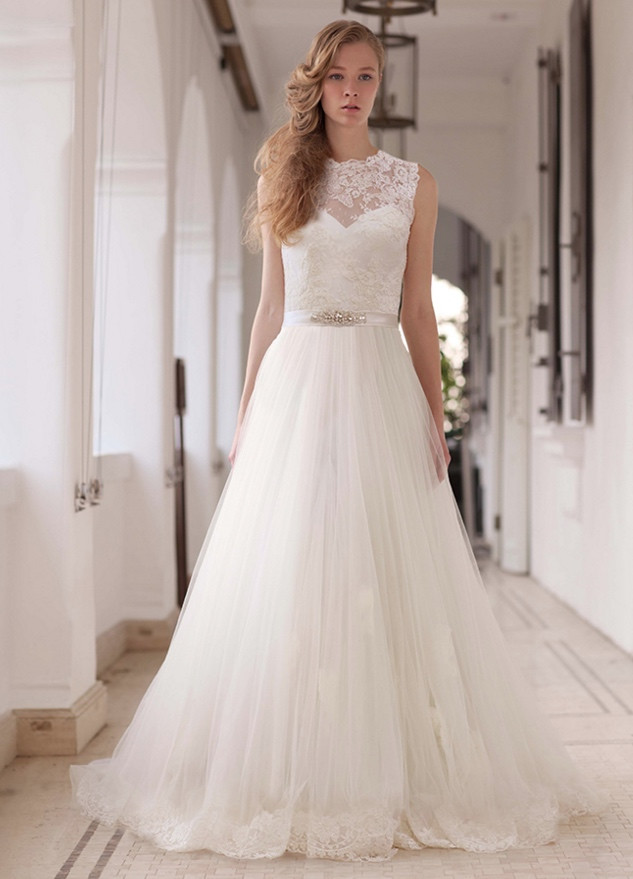 Elegant Wedding Dress
 Elegant Wedding Dresses Runway Trends MODwedding