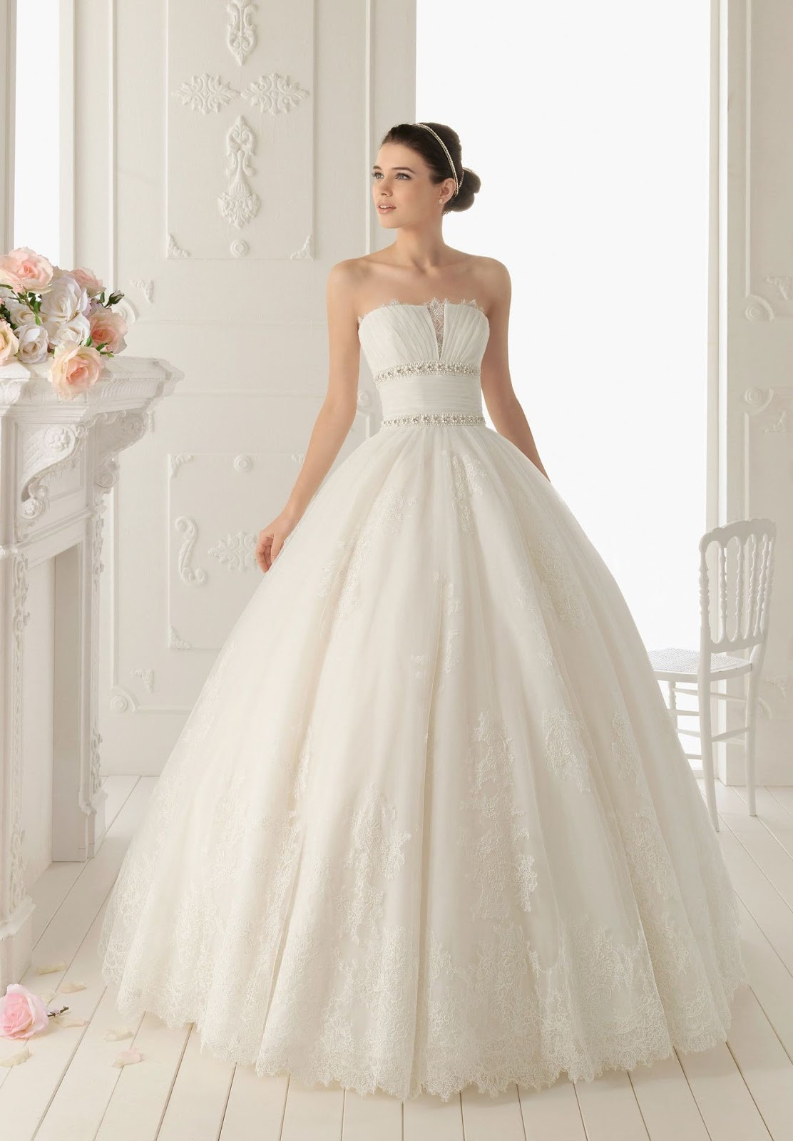 Elegant Wedding Dress
 WhiteAzalea Ball Gowns Lace Ball Gown Wedding Dress