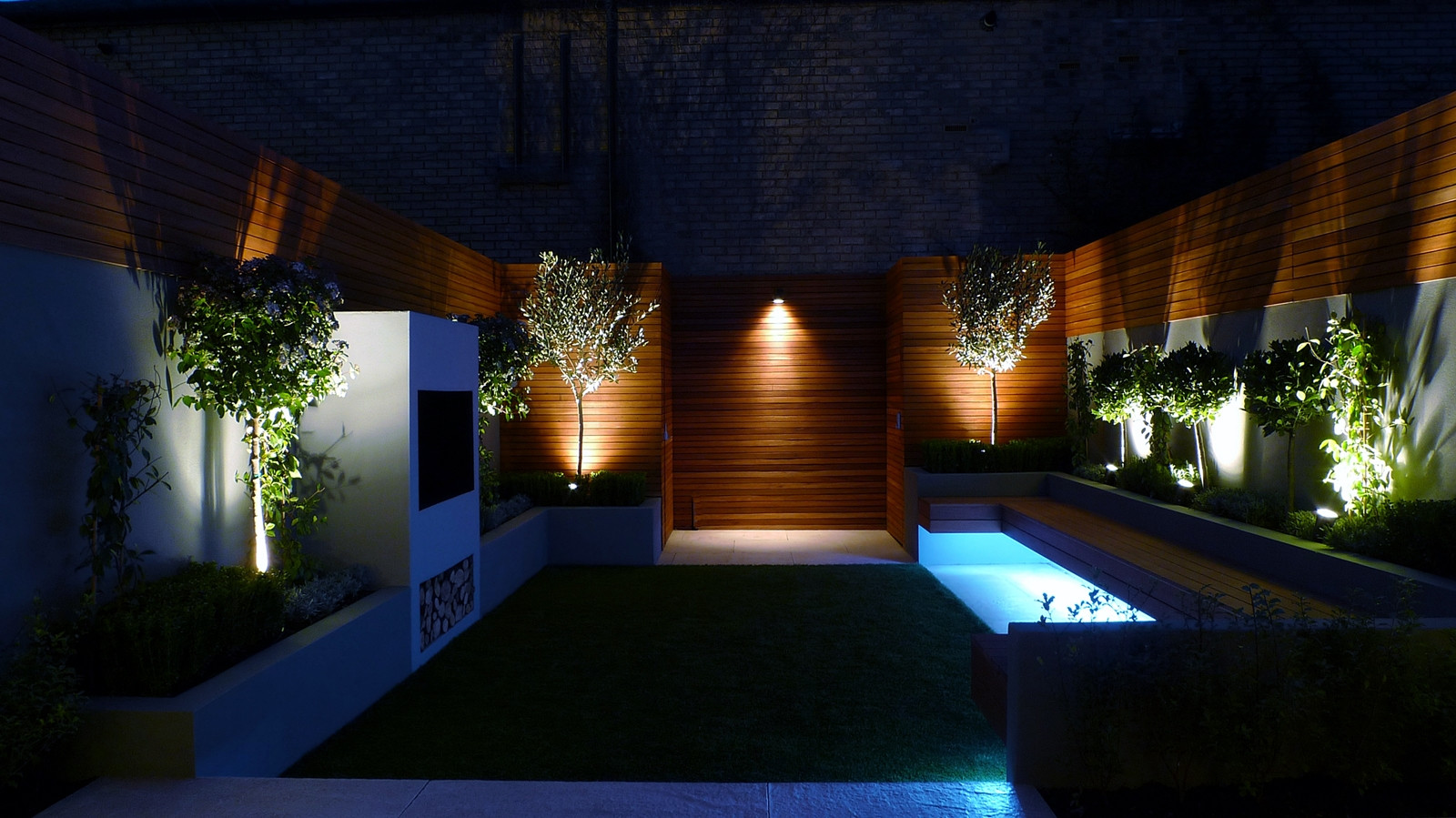 Exterior Landscape Lighting
 Making Sure Your Outdoor Illumination Doesn’t Annoy Your