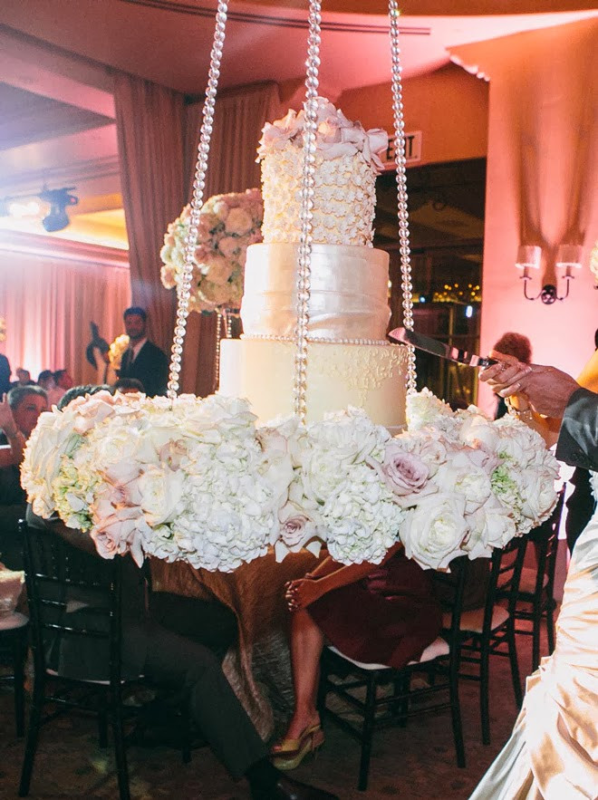 Fabulous Wedding Cakes
 Fabulous Wedding Cake Table Ideas Using Flowers Belle