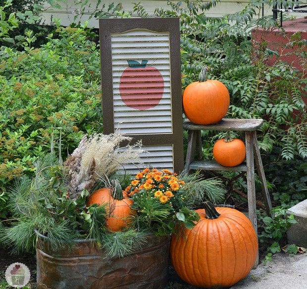 Fall DIY Decorations
 Anyone Can Decorate Fall Front Porch Ideas 2012
