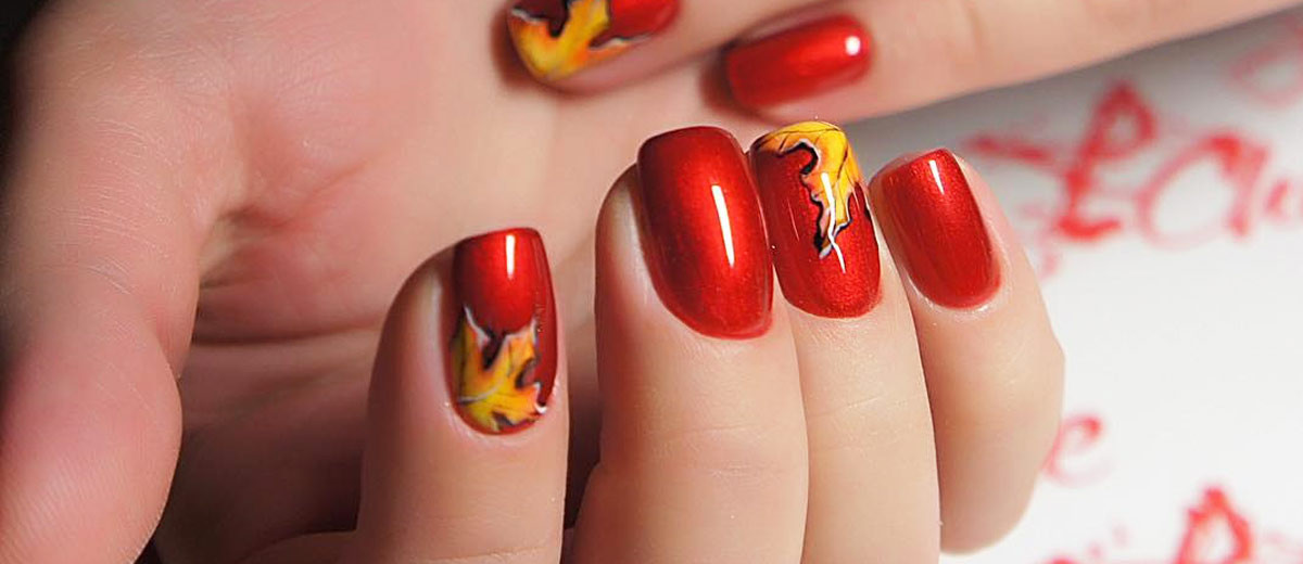 Fall Leaves Nail Designs
 39 Cute Autumn Nail Designs You ll Want To Try