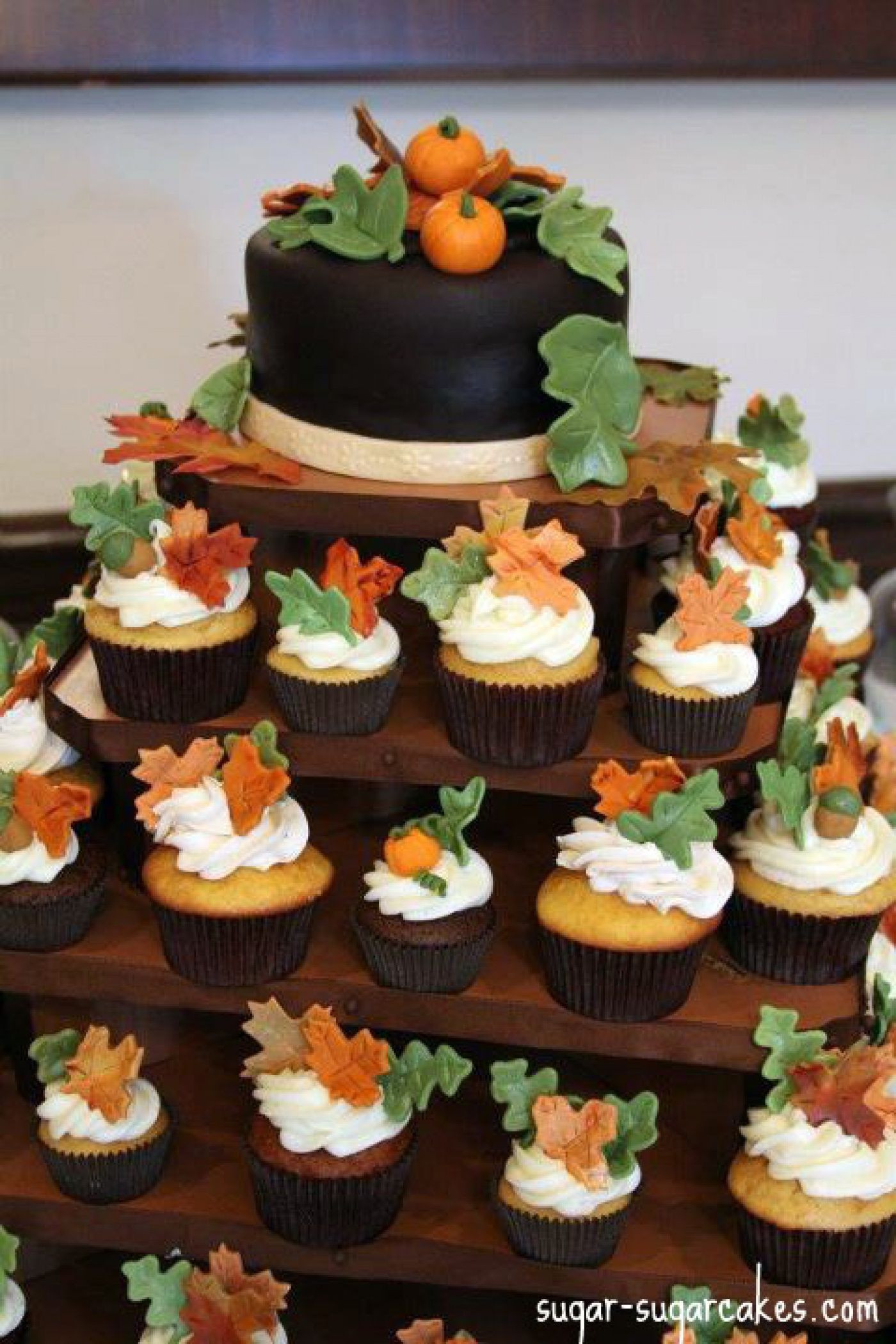 Fall Themed Desserts
 thanksgiving cupcake cakes