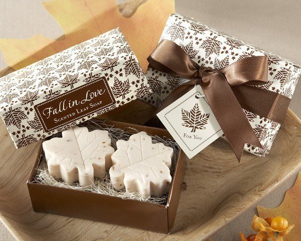 Fall Wedding Favors
 8 Fall Themed Wedding Favors to Delight Your Guests