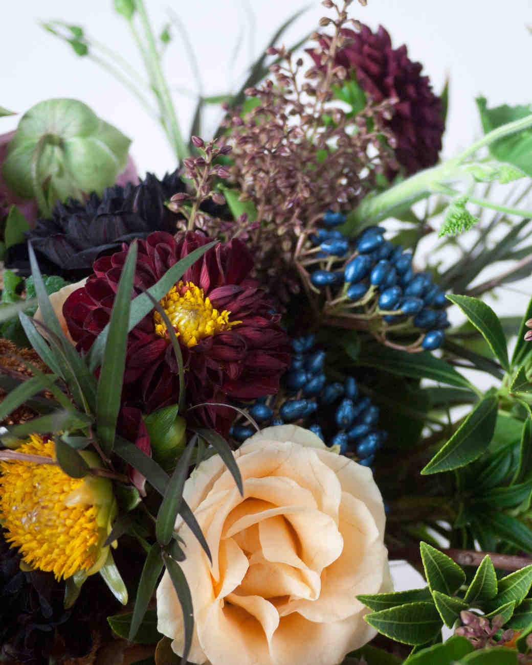 Fall Wedding Flowers In Season
 11 In Season Flowers That Are Perfect for a Fall Wedding