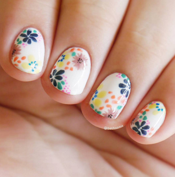 Floral Nail Designs
 20 Flower Nail Art Ideas Floral Manicures for Spring and
