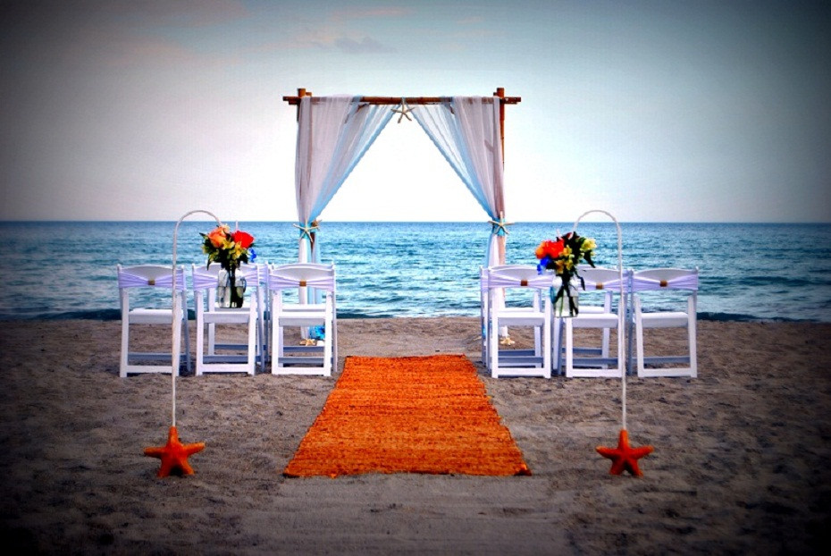 Florida Beach Weddings
 Love is a Beach Wedding