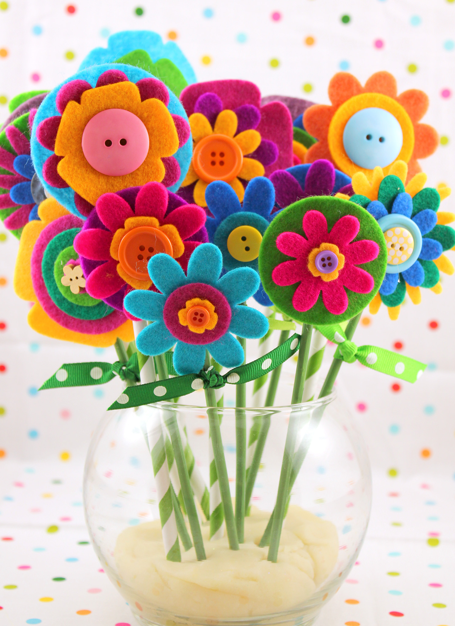 Flower Craft For Kids
 Quick & Easy Mother s Day Gift Felt Flowers Happiness