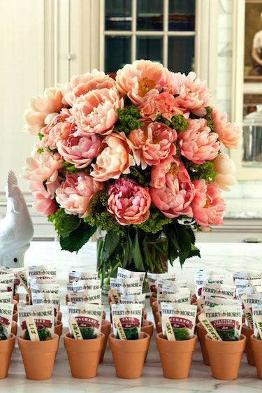 Flower Wedding Favors
 Fabulous Wedding Favors For Eco Friendly Couples Our