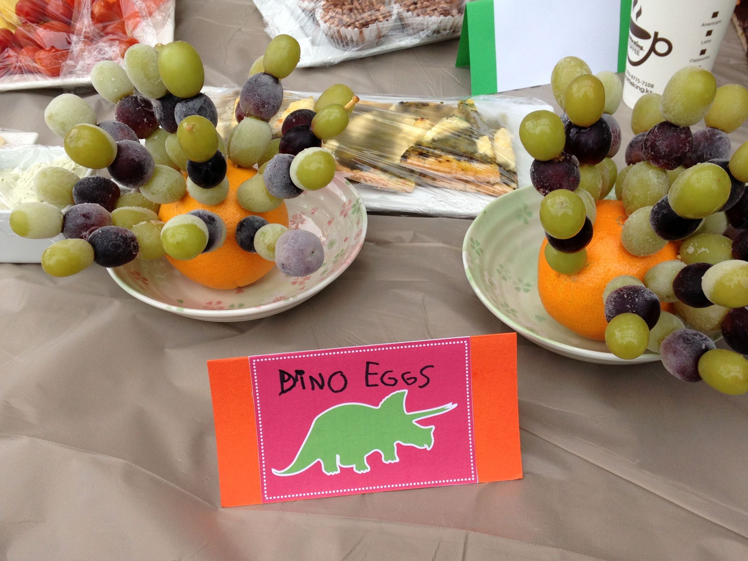 Food Ideas For 3 Year Old Birthday Party
 dinosaur party ideas for a 3 year old