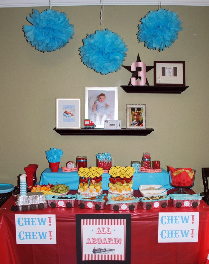 Food Ideas For 3 Year Old Birthday Party
 Railroad Train Themed Birthday Party for 3 year old boy