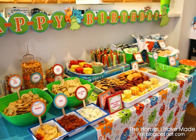 Food Ideas For One Year Old Birthday Party
 Birthday Present Ideas Essential Party Ideas For 1st Birthday
