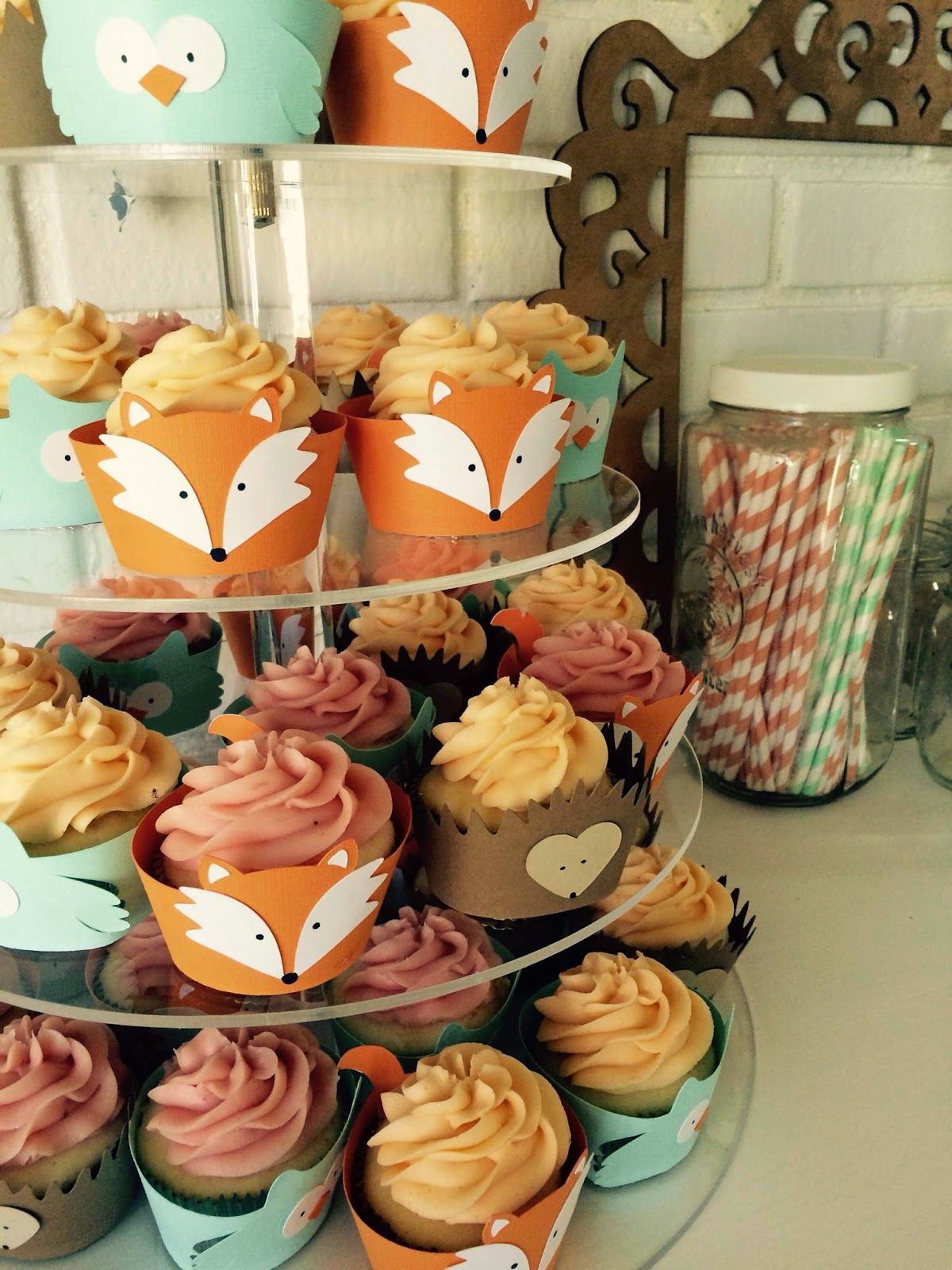 Food Ideas For One Year Old Birthday Party
 Woodland creatures cupcakes fox owl hedgehog one year