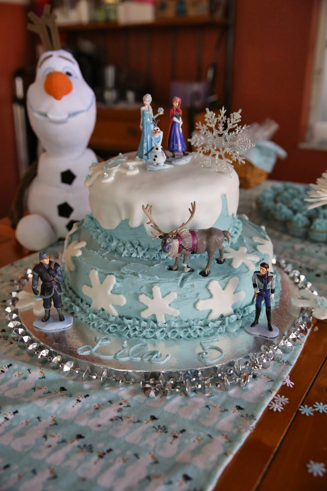 Frozen Birthday Cake Decorations
 Frozen Fractals All Around Must Haves for a Frozen Birthday Party Counting Candles