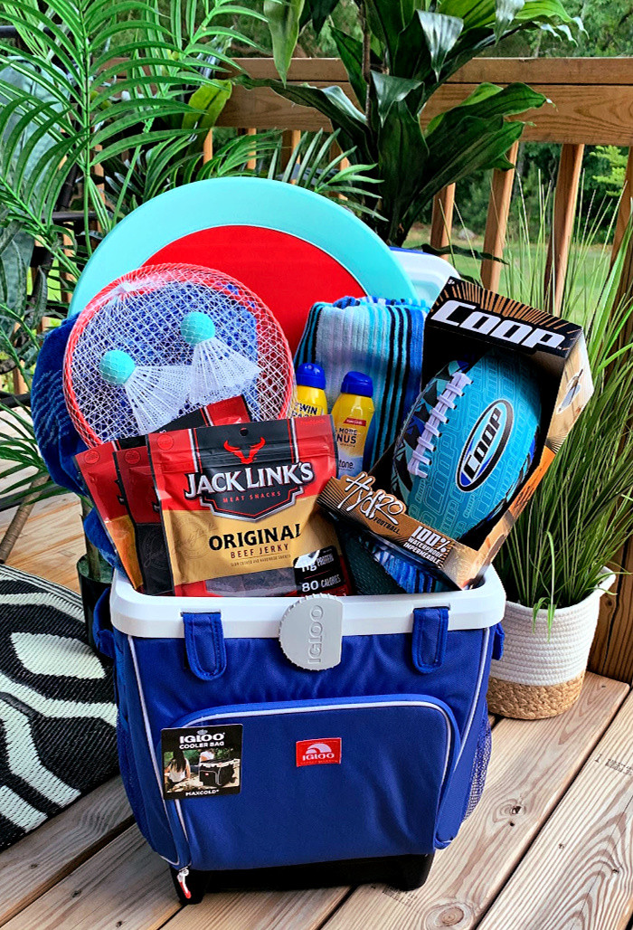 Fun Gift Basket Ideas
 Summer Fun Father s Day Gift Basket Idea Un mon Designs