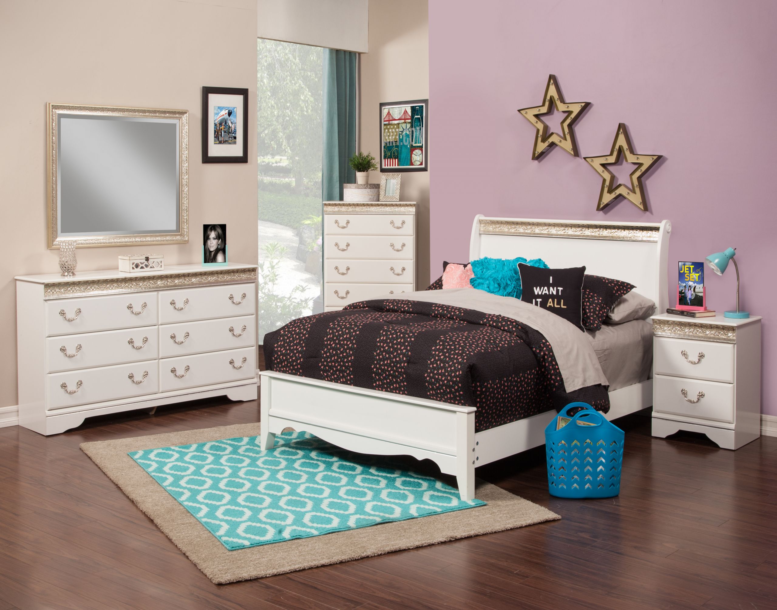 Furniture For A Small Bedroom
 Youth Bedroom