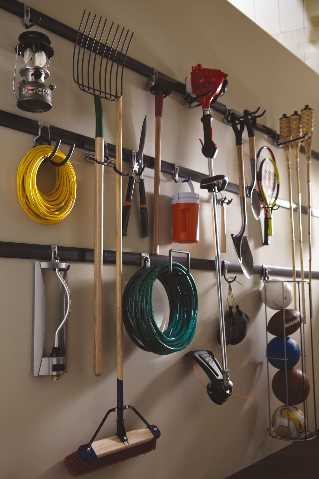 Garage Organization System
 Time To Sort Out The Mess – 20 Tips For A Well Organized