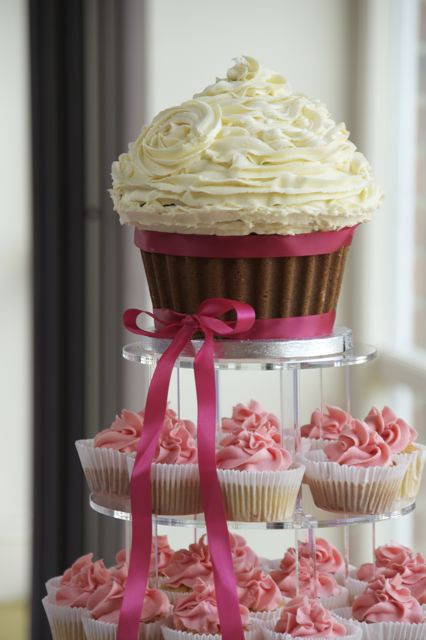 Giant Wedding Cakes
 Vintage and Cake How about a giant cupcake wedding cake