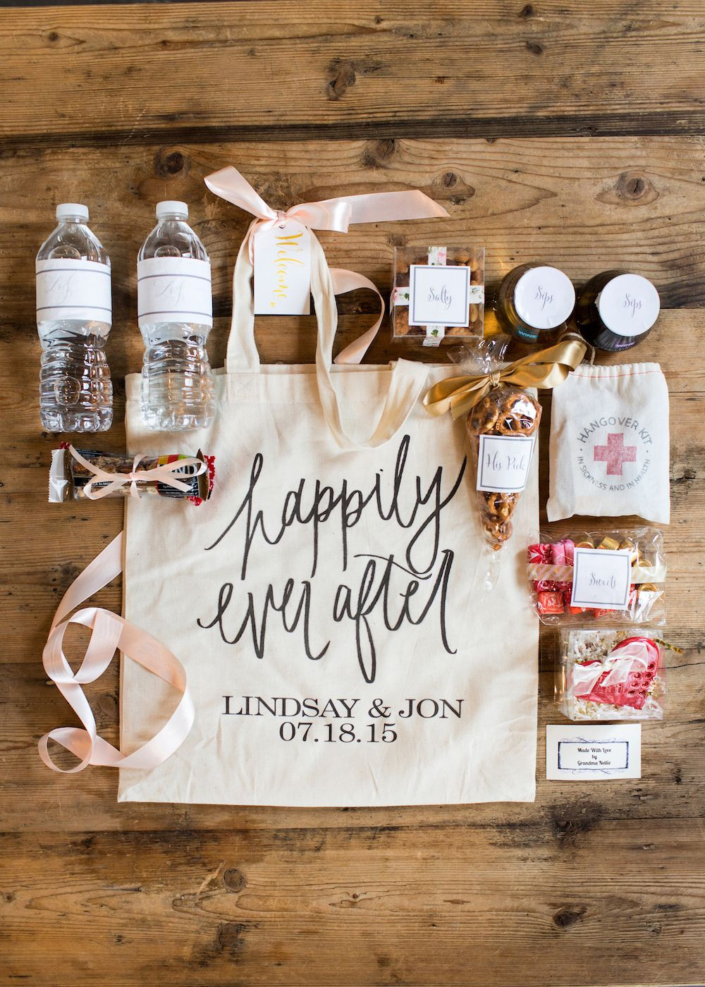 Gift Bags Wedding
 Wedding Wednesday What We Put in Our Wedding Wel e Bags